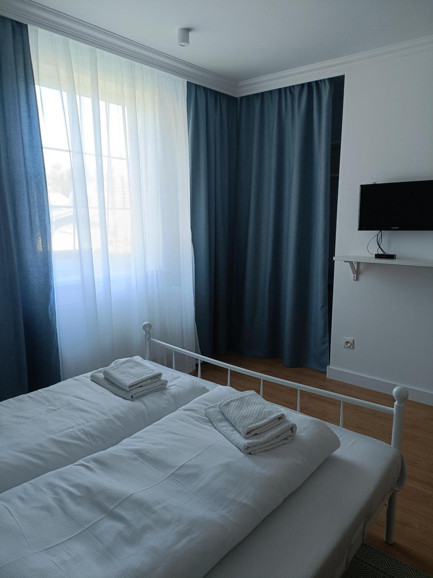 Pokoje Goscinne Fala Pobierowo Exterior foto